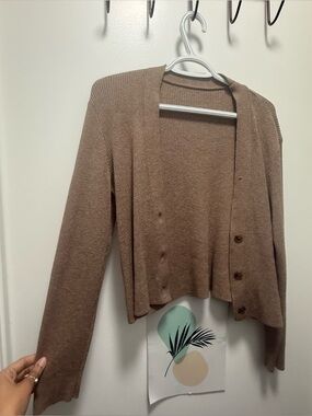 Uniqlo Ribbed Crop Knit Cardigan in Taupe Brown Size S / P